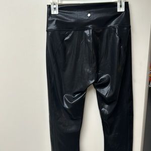 Fabletics High Waisted Shine Leggings and Matching Bra in black smoke, worn once